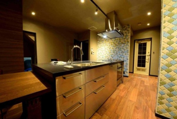 株式会社　ファーストコンストラクション